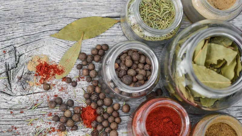 Épices et aromates